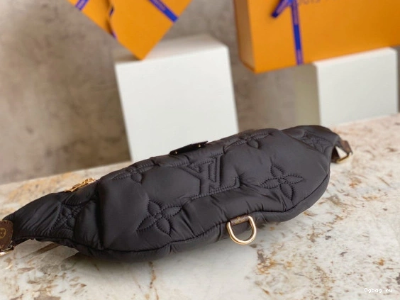 VUITTON BUMBAG MAXI LOUIS 0714